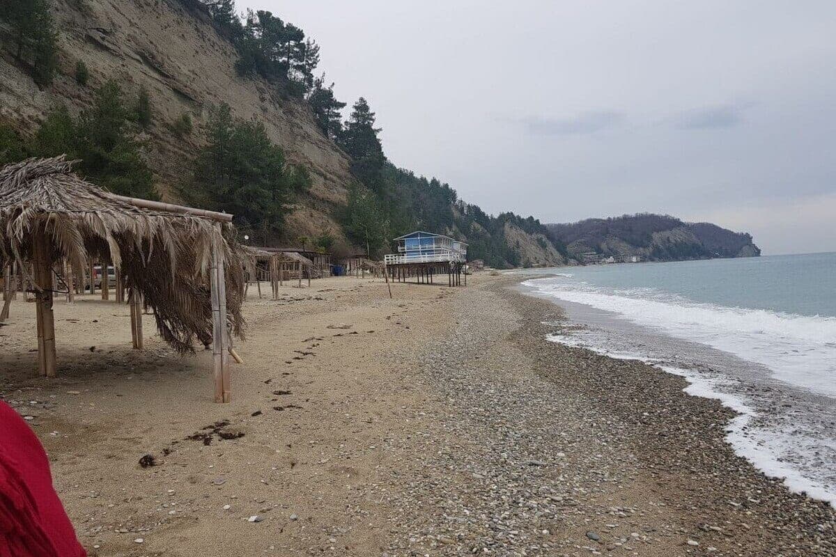 In Krasnodar ex-policeman fined for trying to relax in Abkhazia