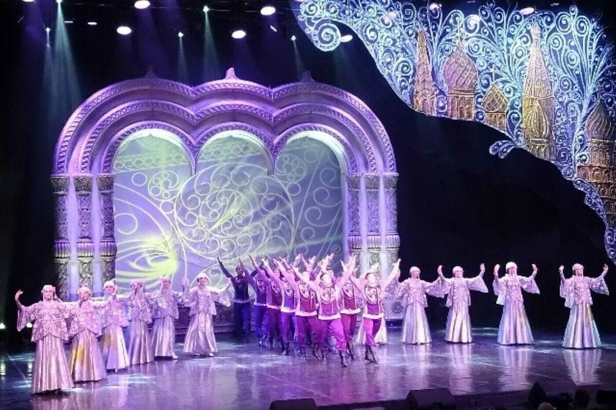 National Ballet Kostroma feiert sein 35-jähriges Jubiläum mit einem Konzert