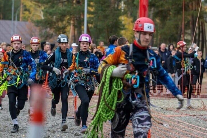 At the rally in “Meridian” for the first time there was a mixed relay