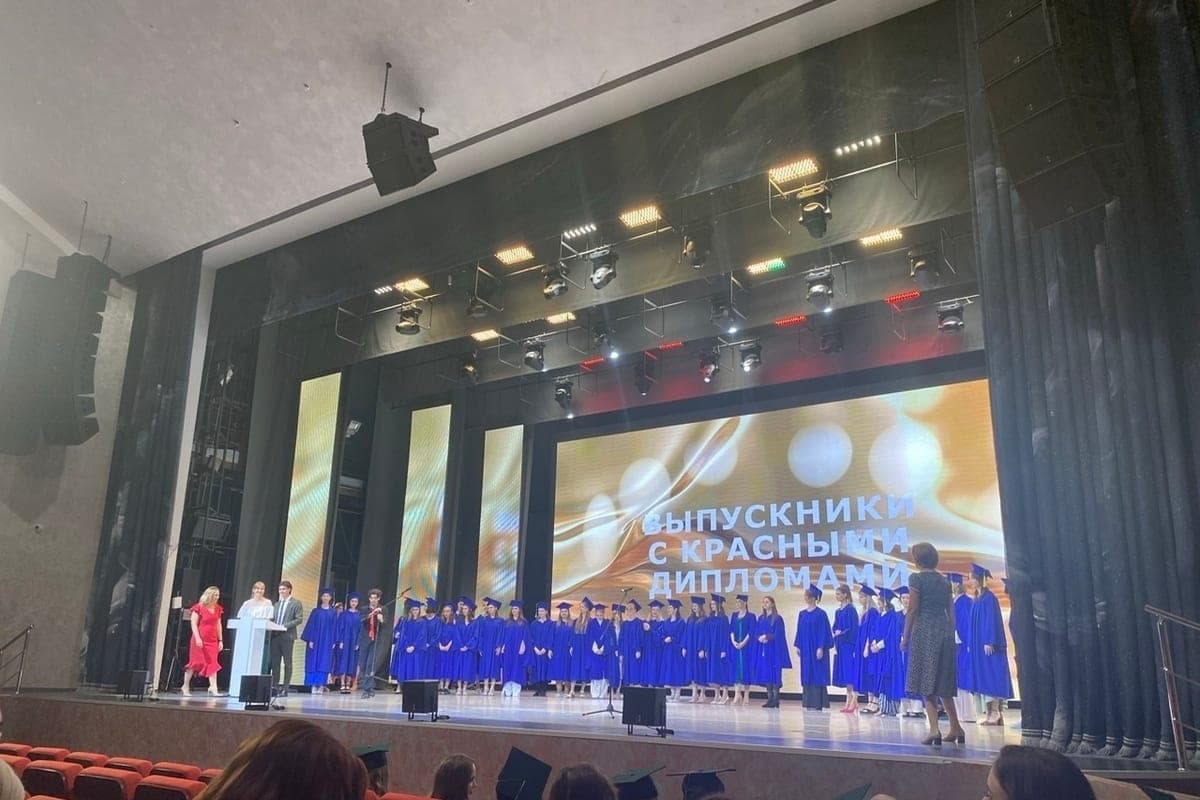Krasnoyarsk cheated Muscovite 100 thousand rubles, promising a good grade for the diploma