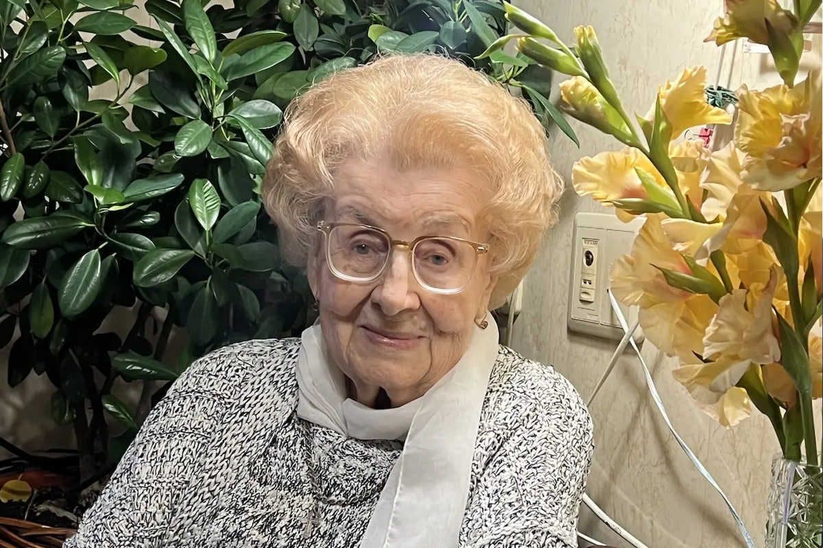 Passed away the legendary pediatrician Vologda Maya Kaganer