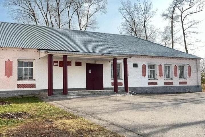 In the Moksha district, a man entered the house of culture through the window and stole two laptops