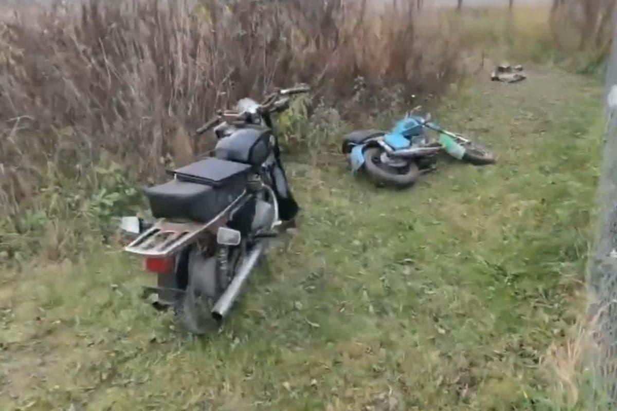 En la región de Tver, un joven y su cómplice adolescente robaron motocicletas retro
