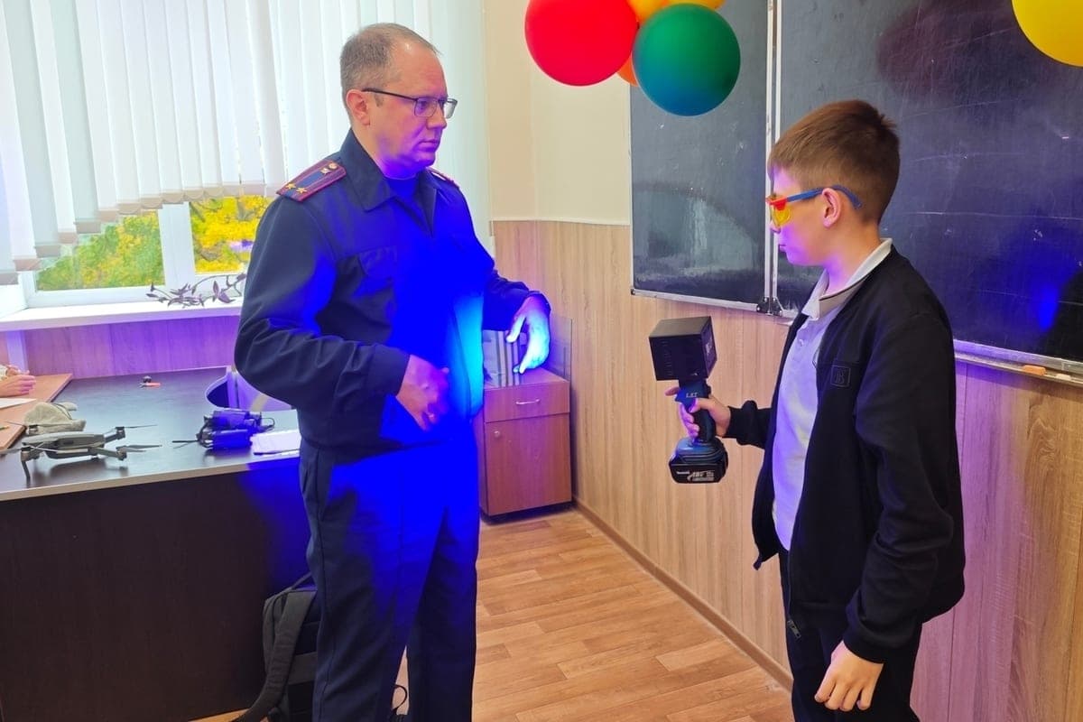 In the Orel region held a lesson with schoolchildren on the Day of formation of the forensics service
