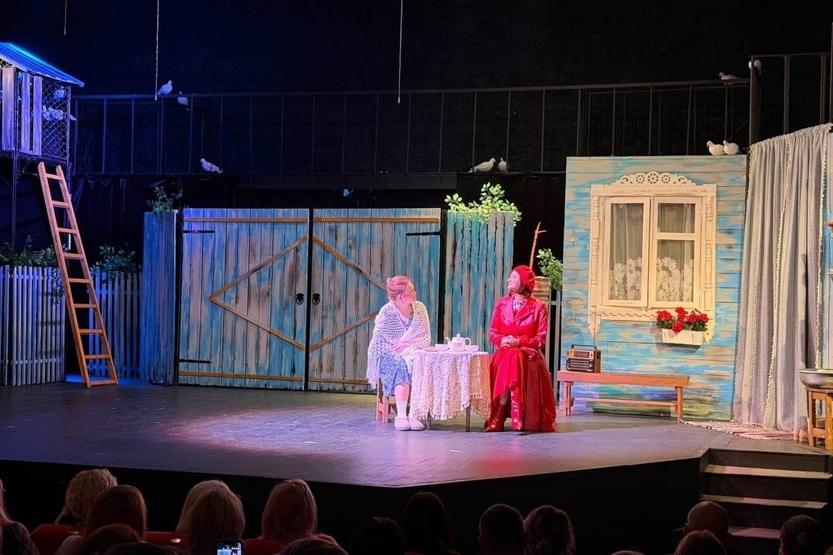 Smolensk viewers told how the play “Love and Pigeons” turned out