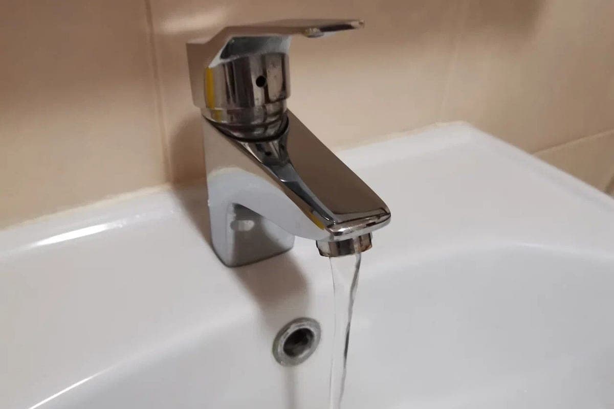 In Skadovsk lowered water pressure due to repair of the central highway
