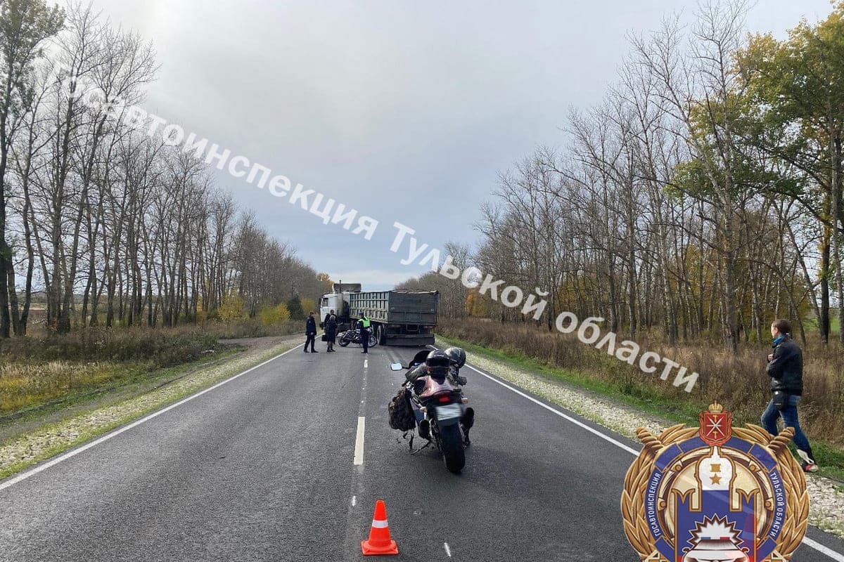 Под Киреевском водитель неуправляемого Harley-Davidson влетел в тягач