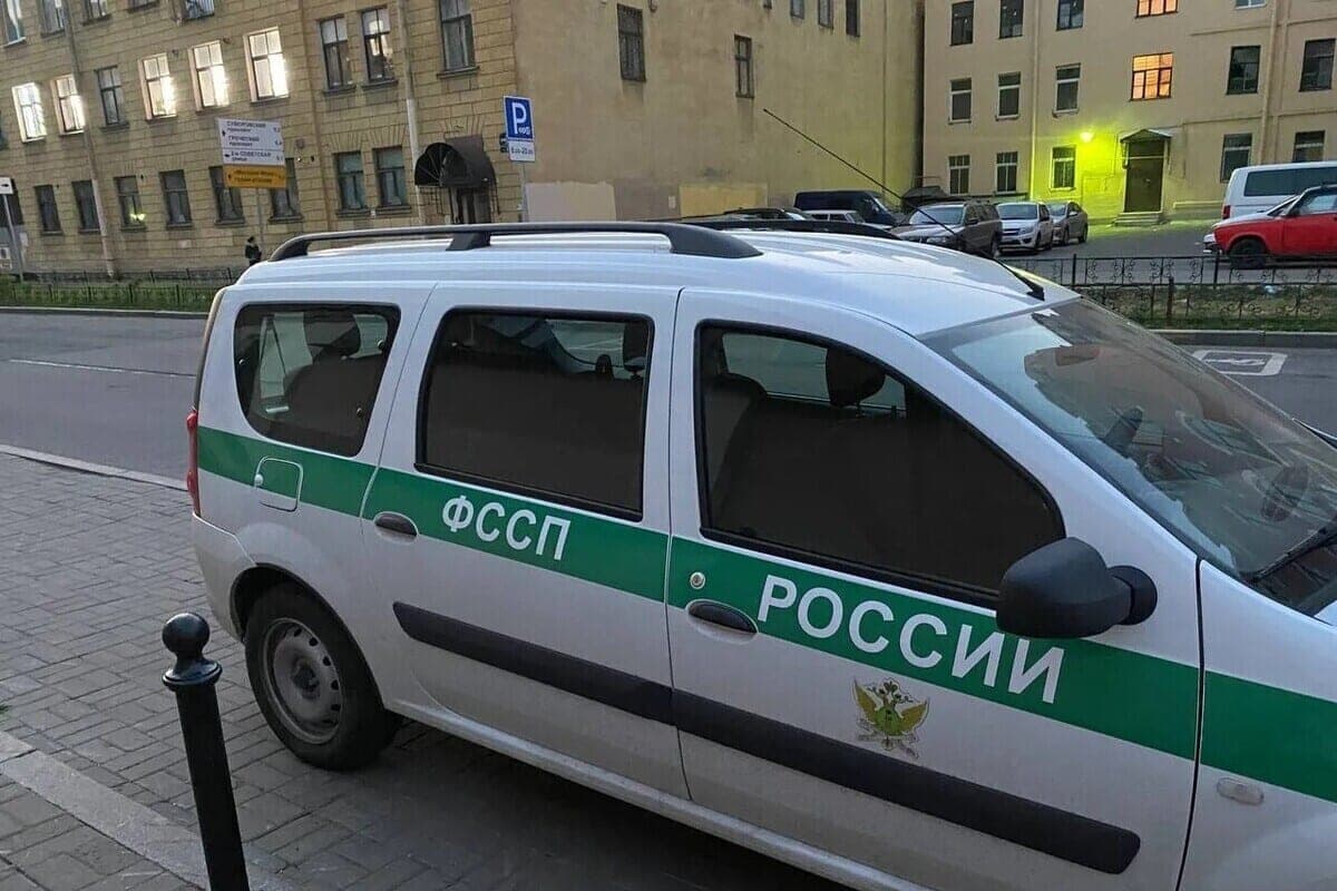 Жительница Снежногорска отсудила более 640 тысяч рублей за затопленную квартиру