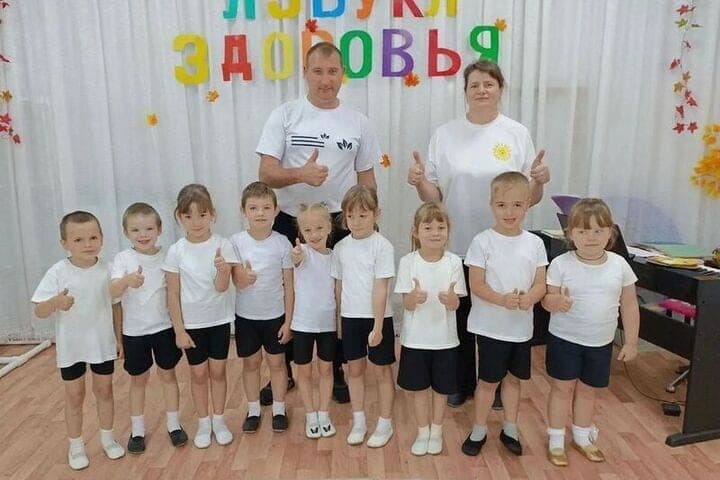 In the kindergarten of the Bessonovsky district, the fathers spent the morning exercises with the children