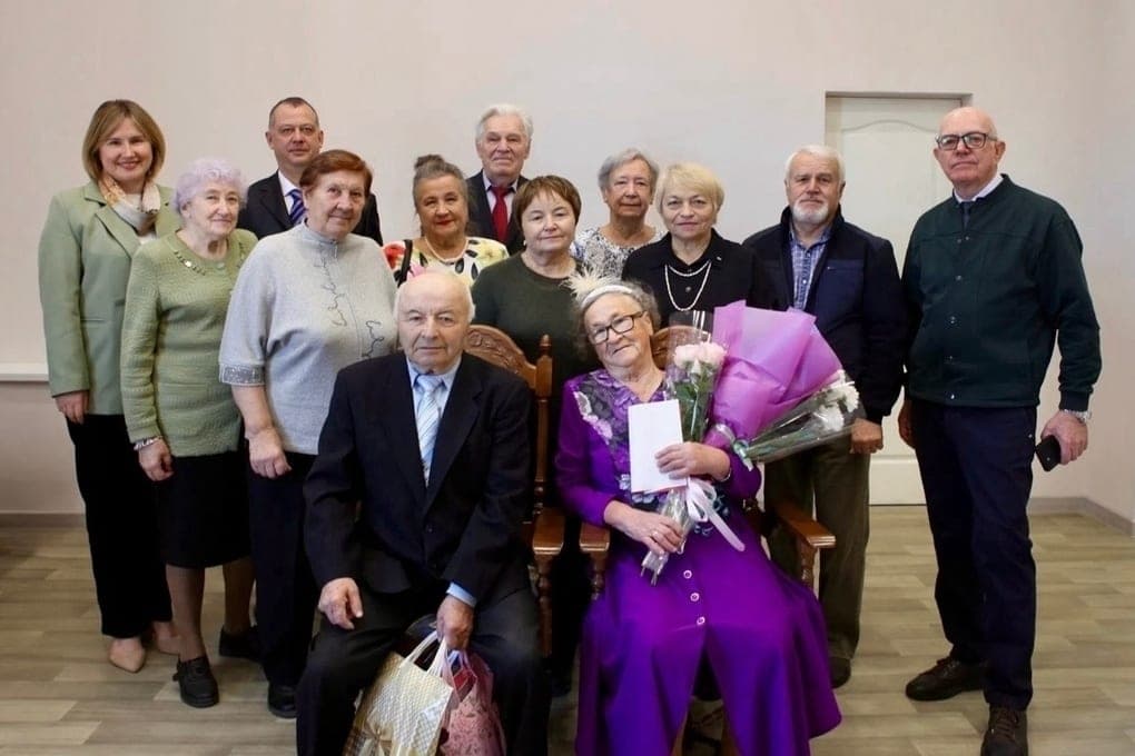 The couple of Khodunov from Galich celebrated a rare “iron” wedding