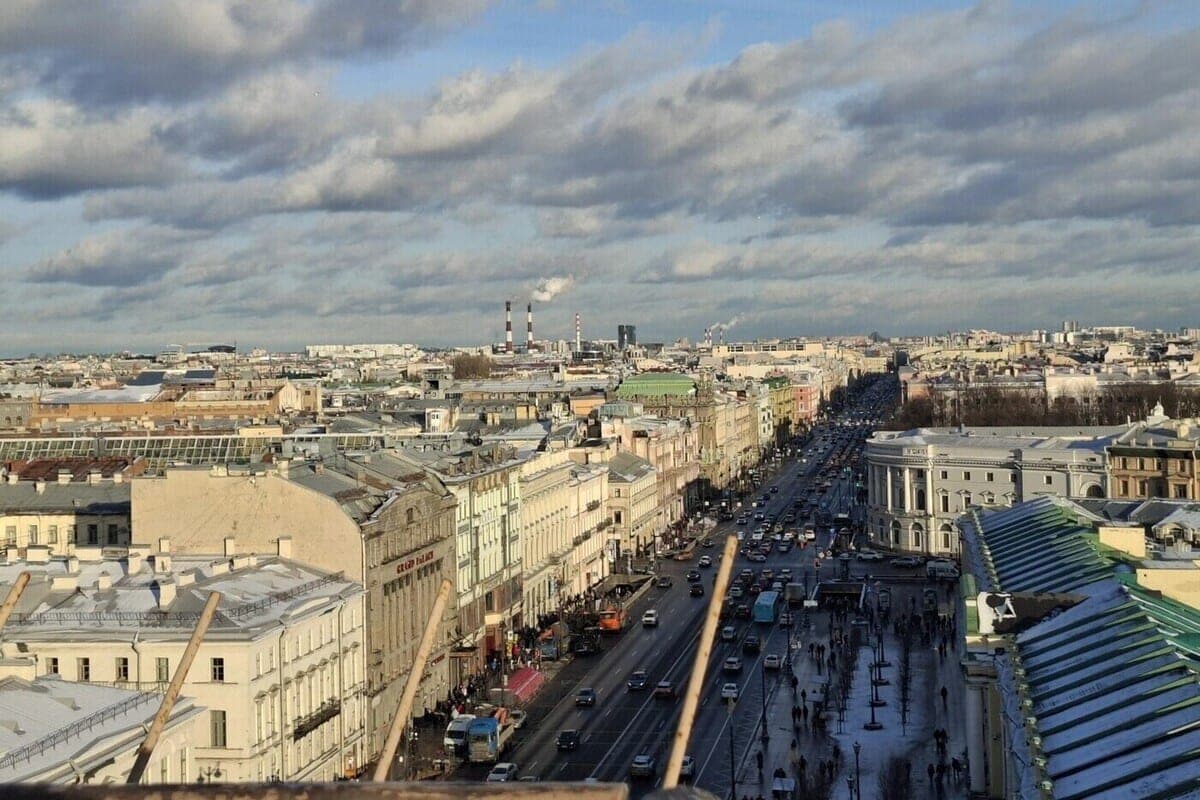 The center of St. Petersburg was partially closed due to the arrival of the US special envoy
