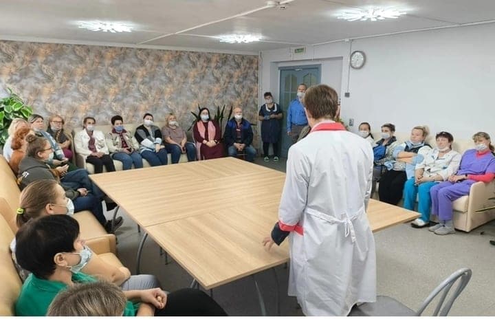 Rospotrebnadzor in the Pskov region told about vaccination against influenza residents of the Velikoluka boarding school