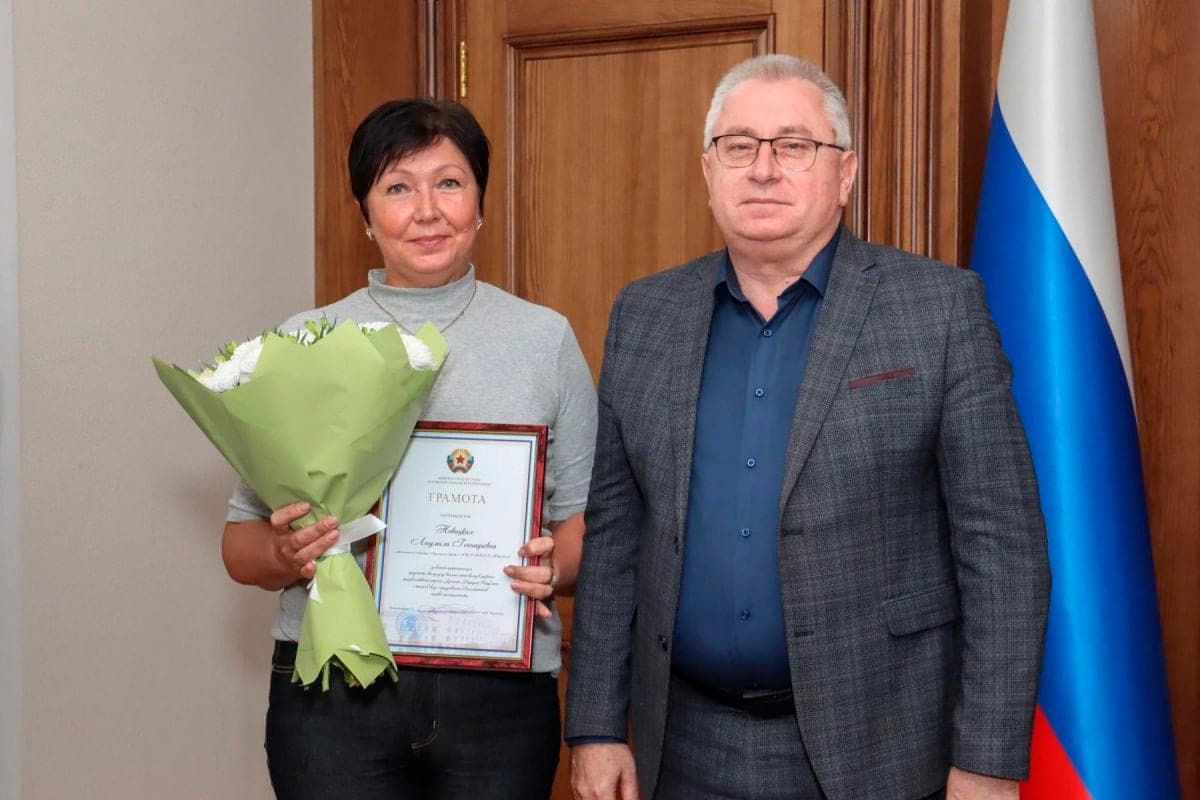 In Lugansk noted the workers of the agricultural industry