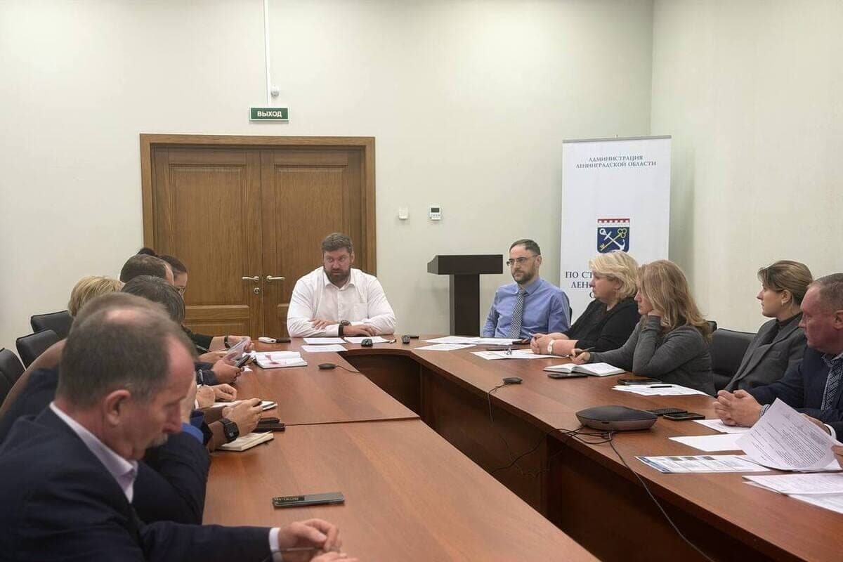 In the Leningrad region will build a stadium in Novaya Ladoga and FOK in Lodeiny Field on time