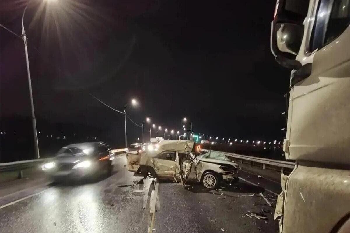 Published video from the scene of a terrible triple accident near Novosibirsk