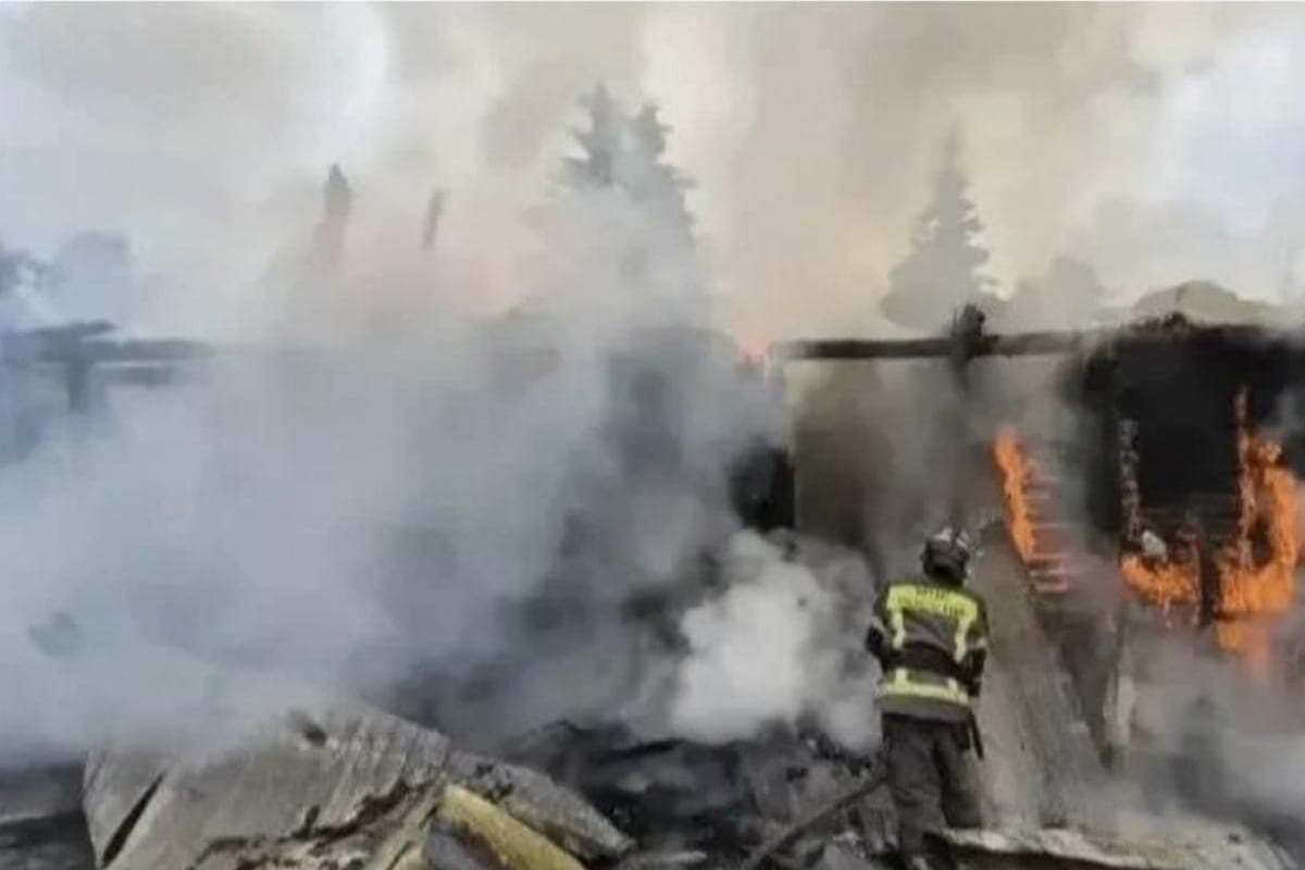 Leningrader Retter löschten am Diensttag 14 Feuer