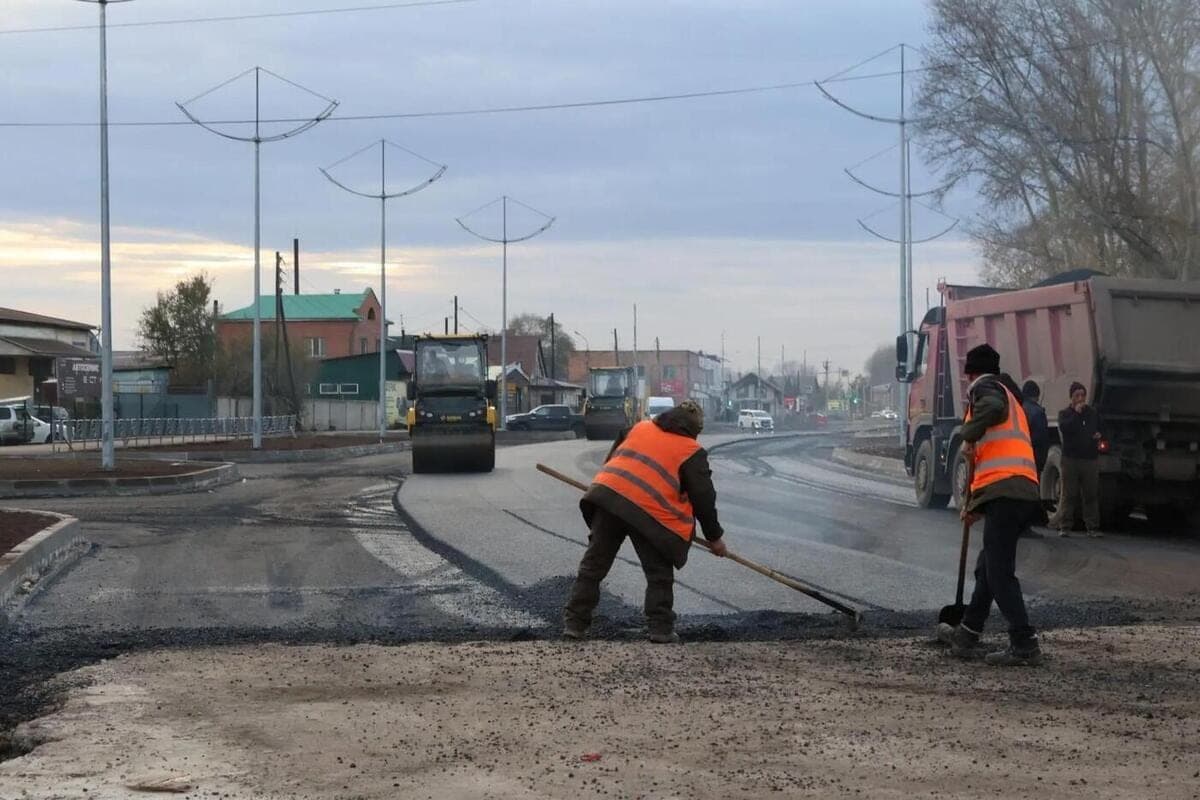 In the capital of Khakassia began to roll asphalt street Kirov