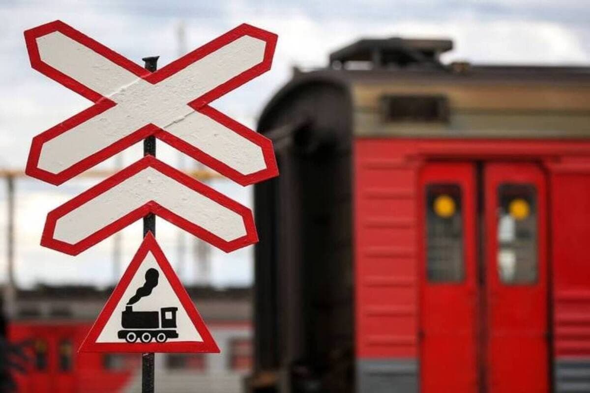 Penza residents were reminded of the rules of travel through railway crossings