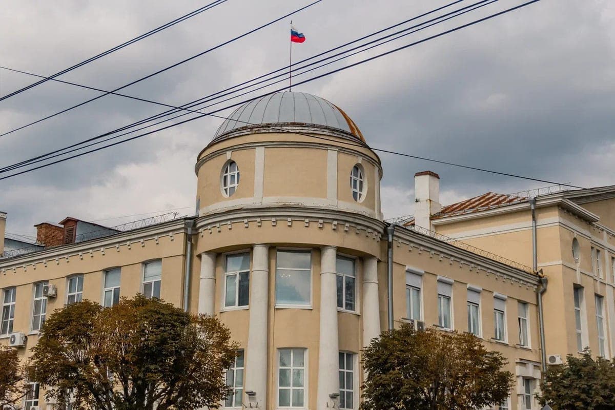 Ryazan explained the felling of trees on Pervomaysky Prospekt