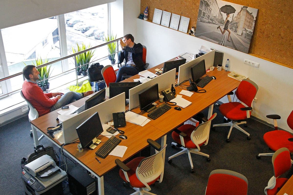 The country of wage labor: Russians do not want to go to entrepreneurs