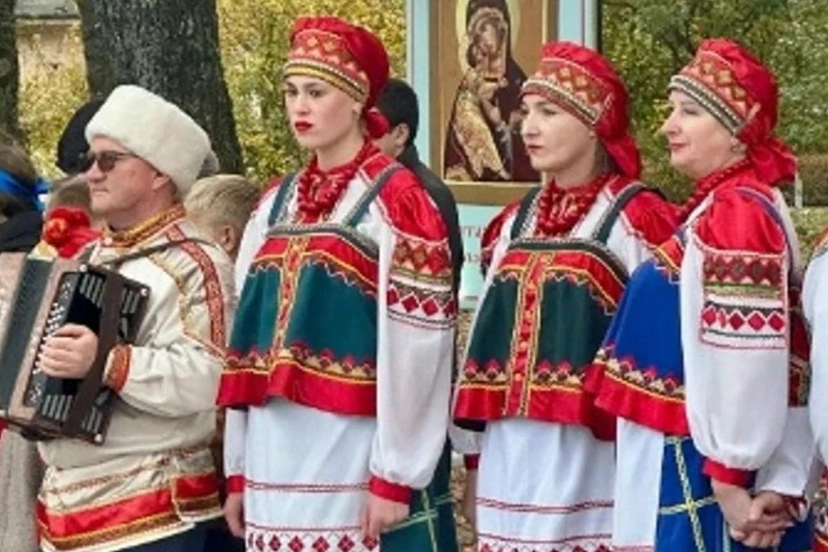 Гармонь в Алешинке звучала два дня подряд