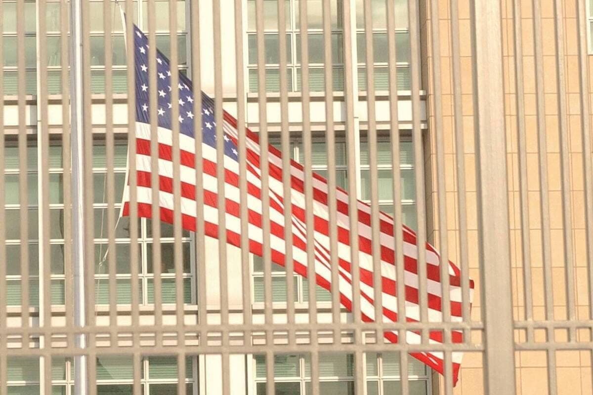 В США в воздухе столкнулись два вертолета