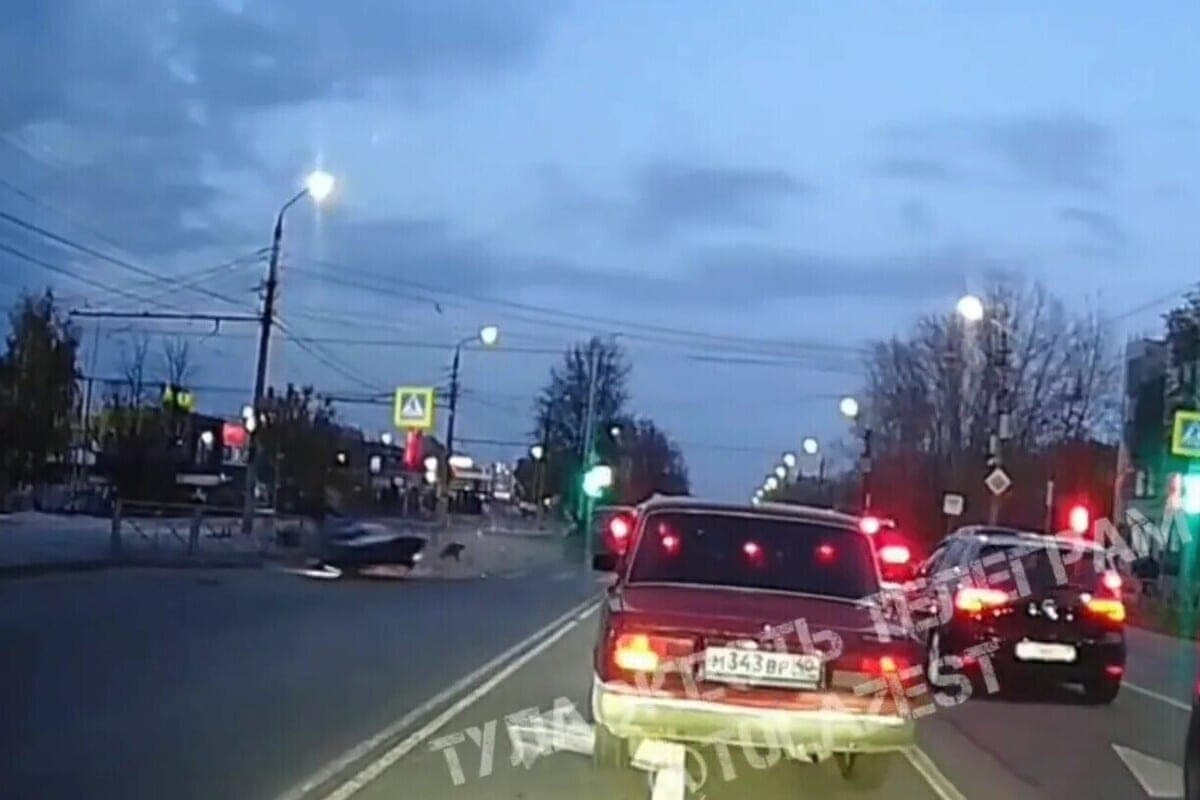 There were shots of a terrible accident with a motorcyclist on the Odoevskoye highway in Tula