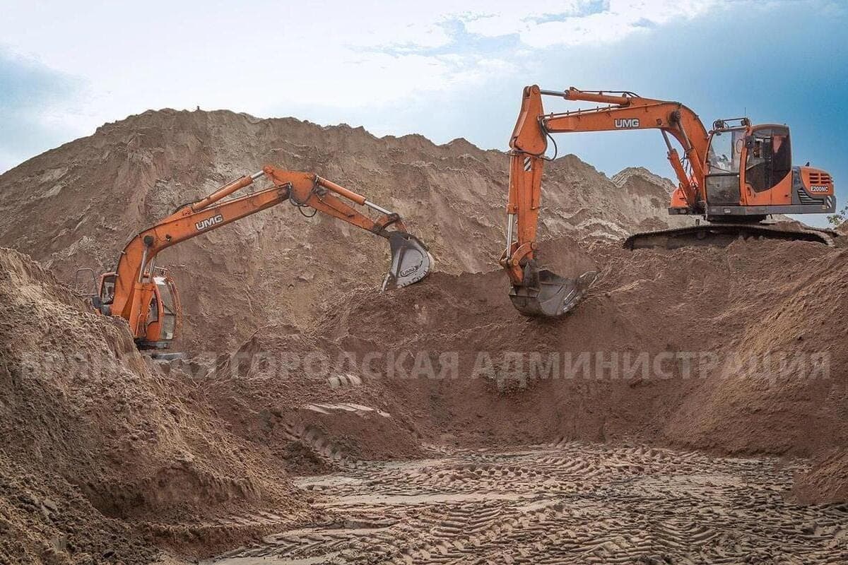 В Брянске к зимней уборке подготовили 125 единиц спецтехники