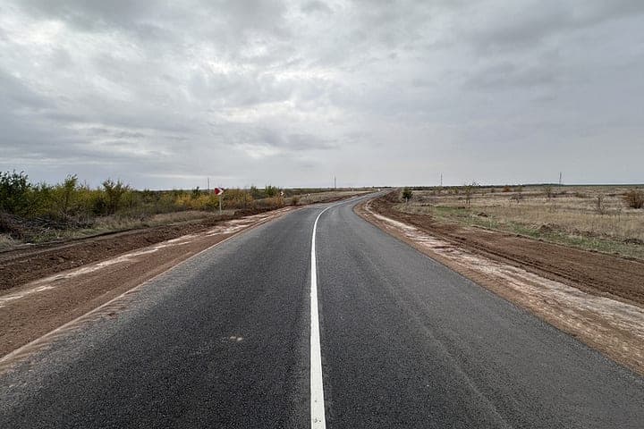 можно с таким загом В Волгоградской области почти 20 километров дороги обновили для жителей двух сел
