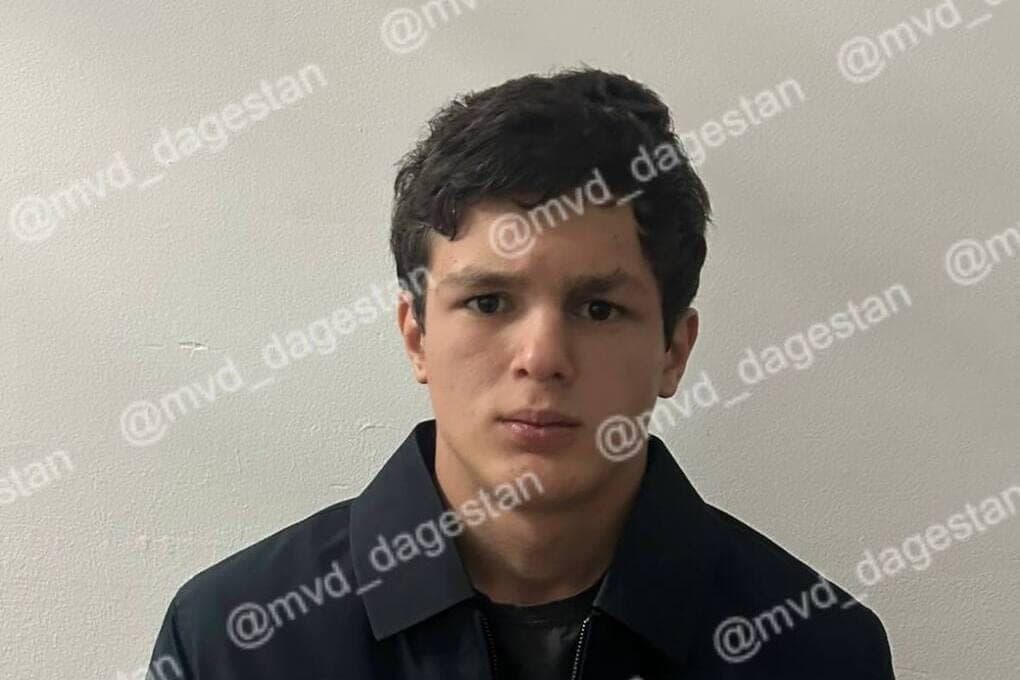 В Махачкале молодой парень угнал машину из-за конфликта авто хозяина с его другом