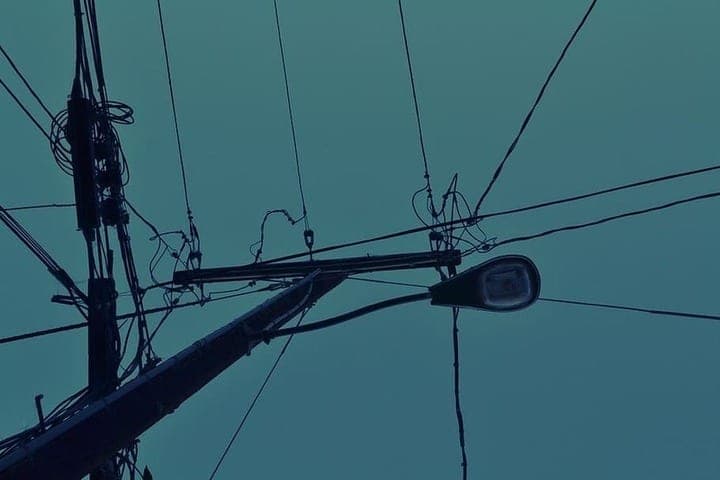 Около 50 тысяч абонентов Луганска остаются без света