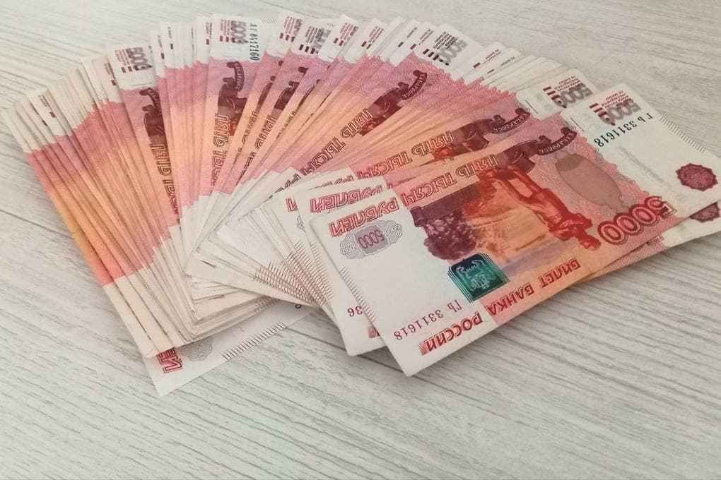 17-летний курьер попал в тюрьму за кражу 4,5 млн. рублей у ивановской пенсионерки
