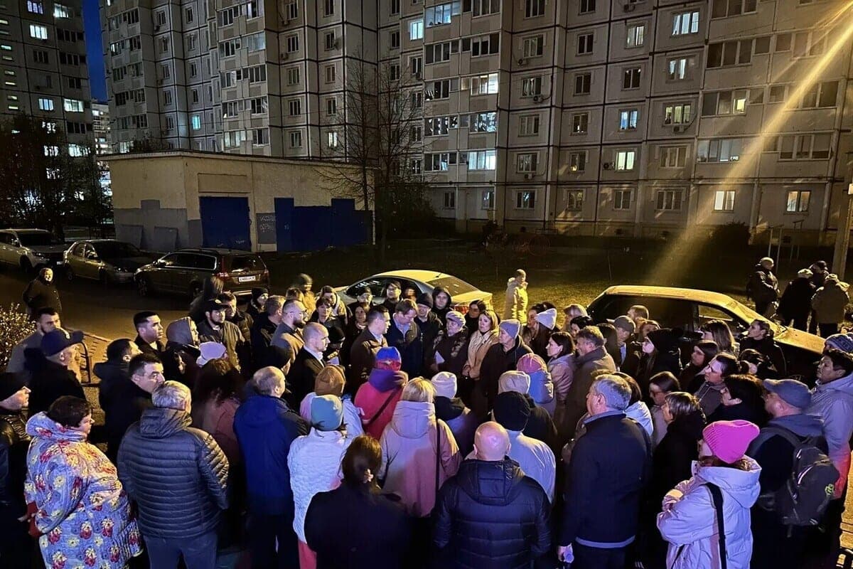 В Липецке согласовывают замену поврежденных окон в домах на улице Бунина