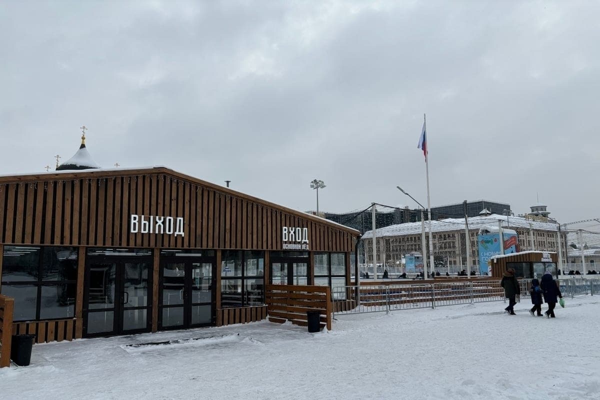 В Туле на полгода запретят парковку на части площади Ленина