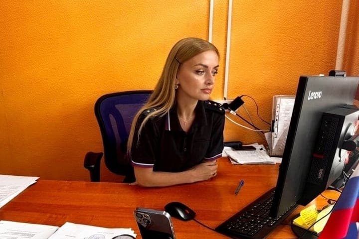 Жительница Дзержинского округа не смогла вывести дом из-под ареста