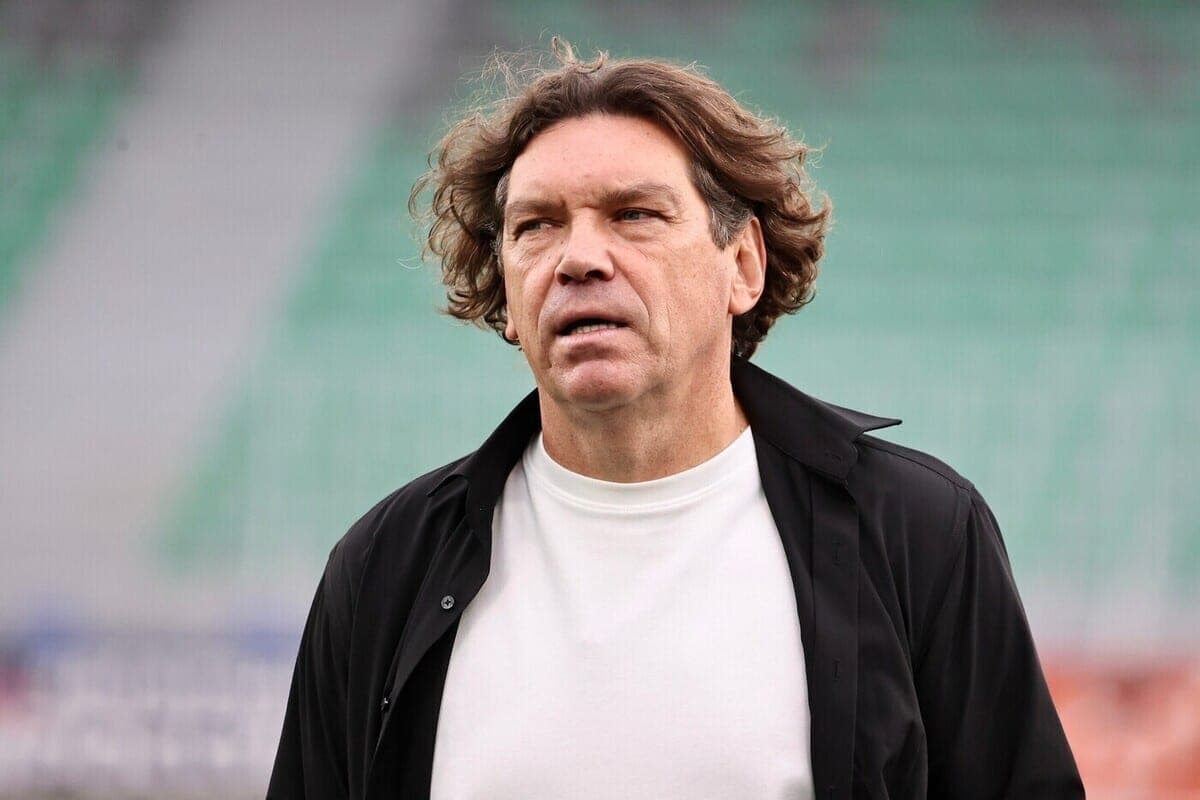 Football club Chelyabinsk terminated the contract with head coach Pilipchuk