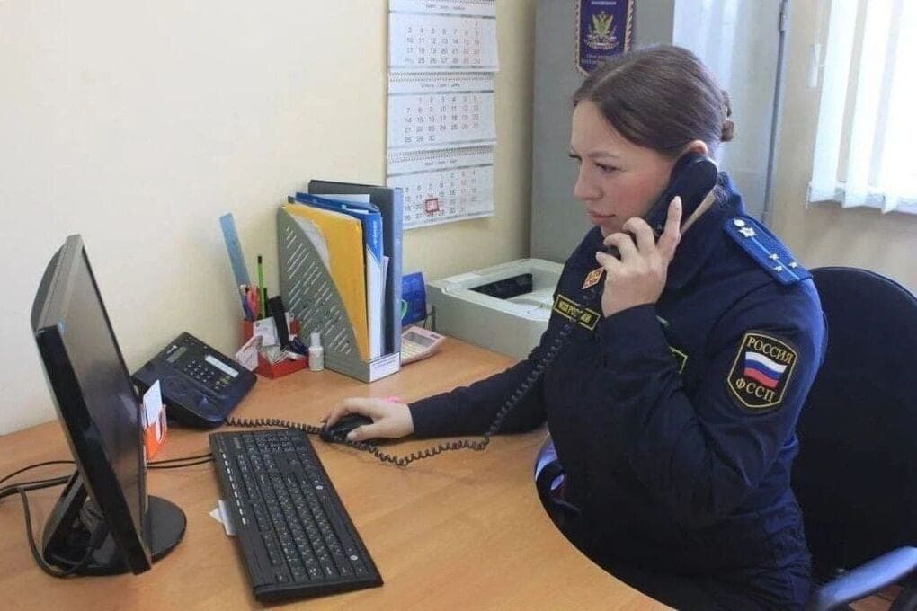 Судебные приставы Курской области проведут «горячую линию» 27 октября