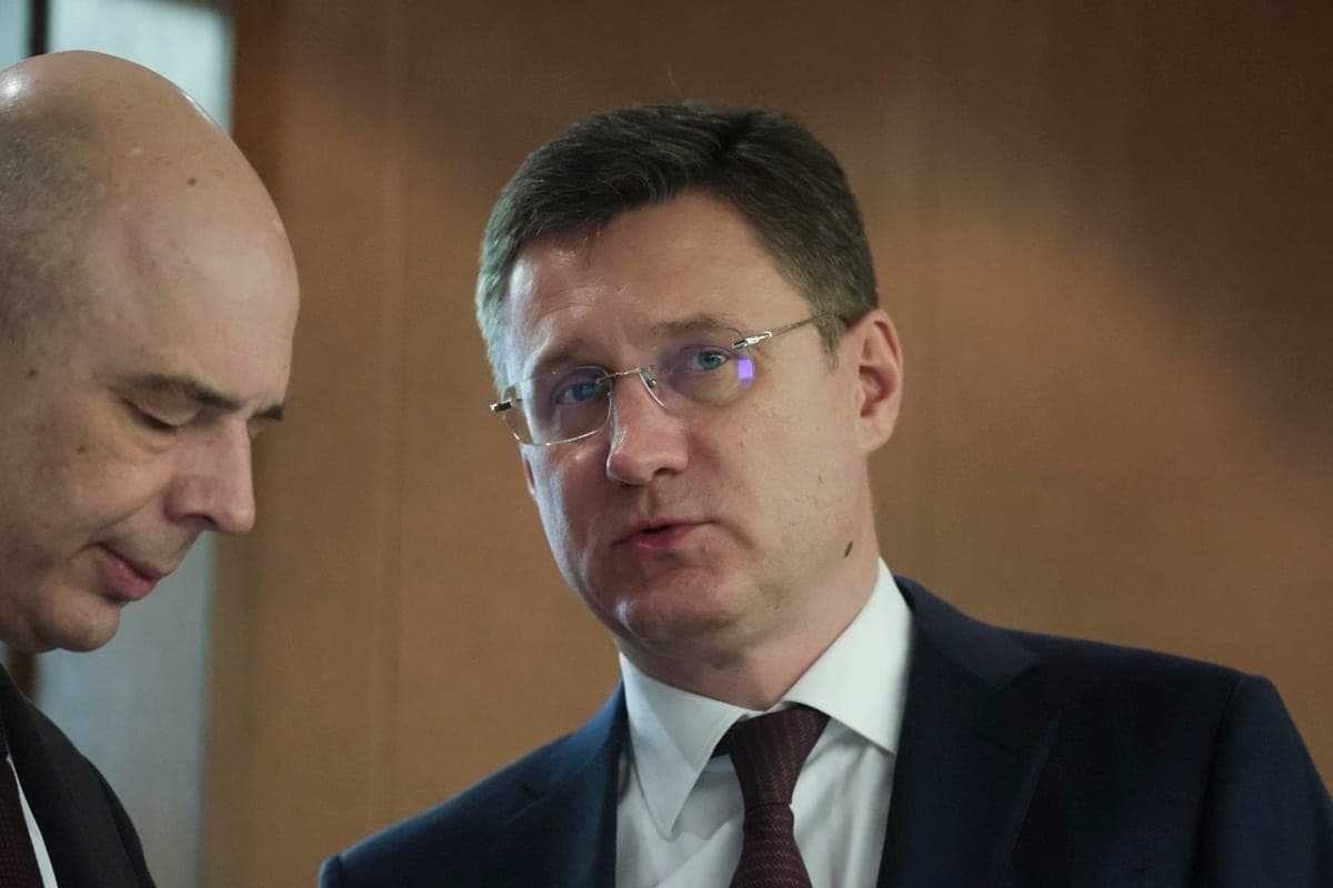 Новак уточнил, до какого времени Россия точно сохранит импорт бензина