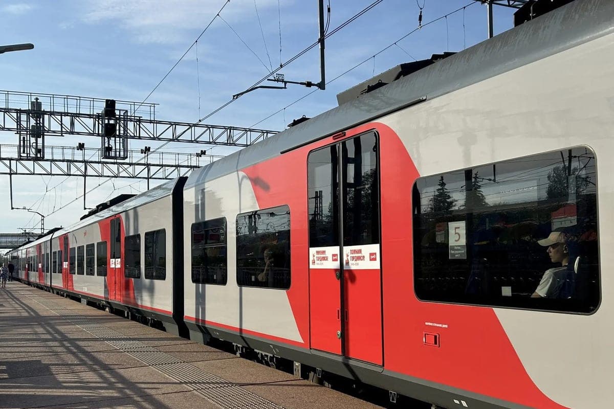 On the route Veliky Novgorod - St. Petersburg added a stop "Porfyanoe"
