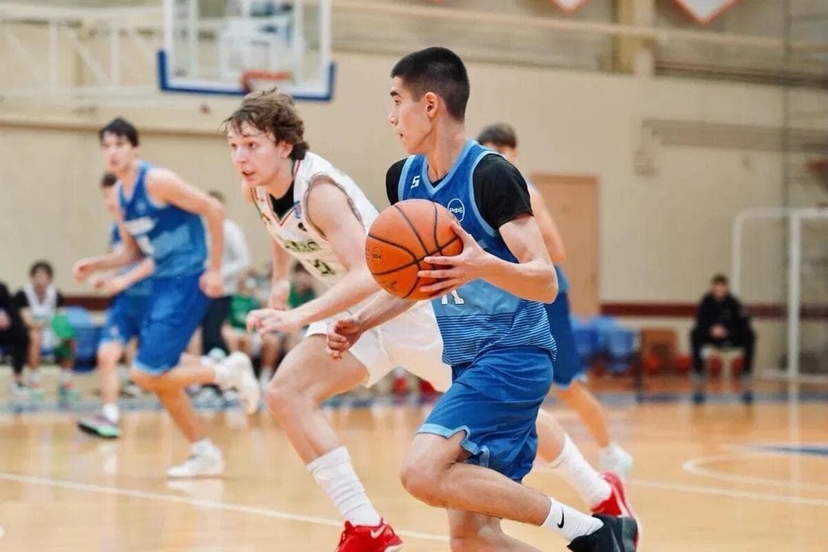 Young basketball players from Cheboksar confidently performed at the stage of the Championship of Russia