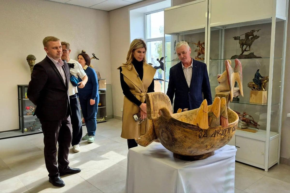 Senator Uvarkina appreciated the updated Lebedyan objects together with the club of young farmers “Earthlyans”