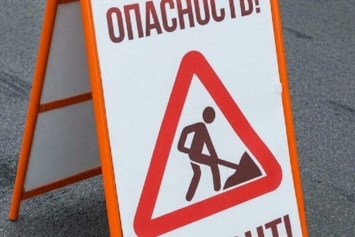 Dangerous facades: historical buildings continue to crumble in the center of Petrozavodsk