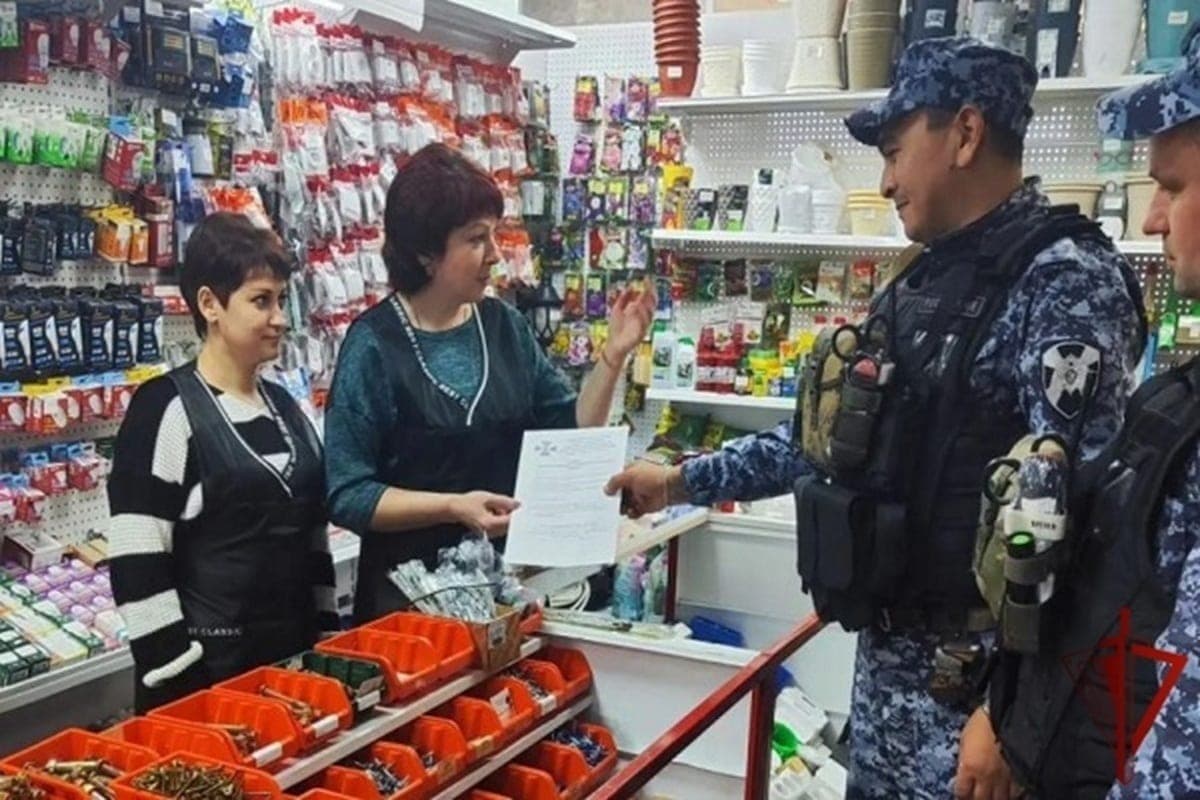 Росгвардия Курской области взяла под охрану 22 объекта и 9 машин