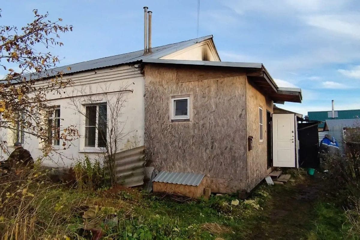 В Ярославской области два подростка развели костер на чердаке и чуть не сожгли жилой дом