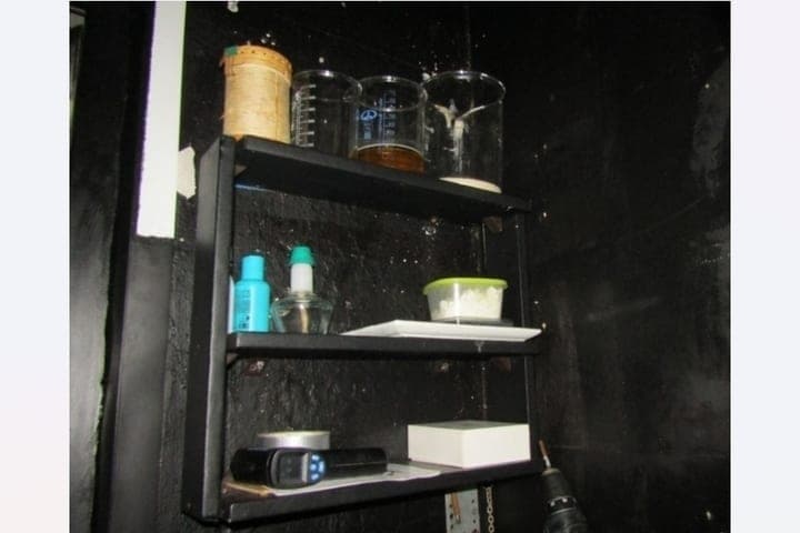 A resident of Perm set up a drug laboratory on the balcony