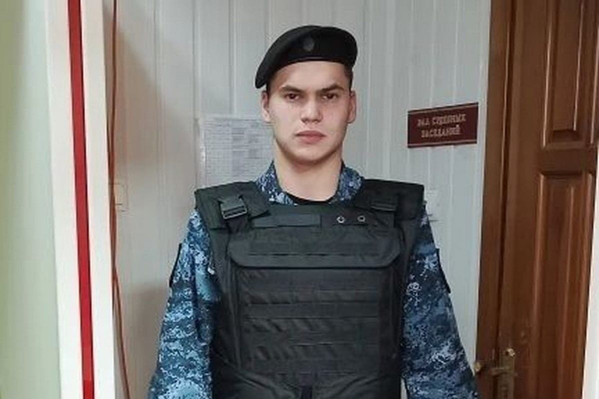In Mari El, the bailiff detained a man hiding from the investigation