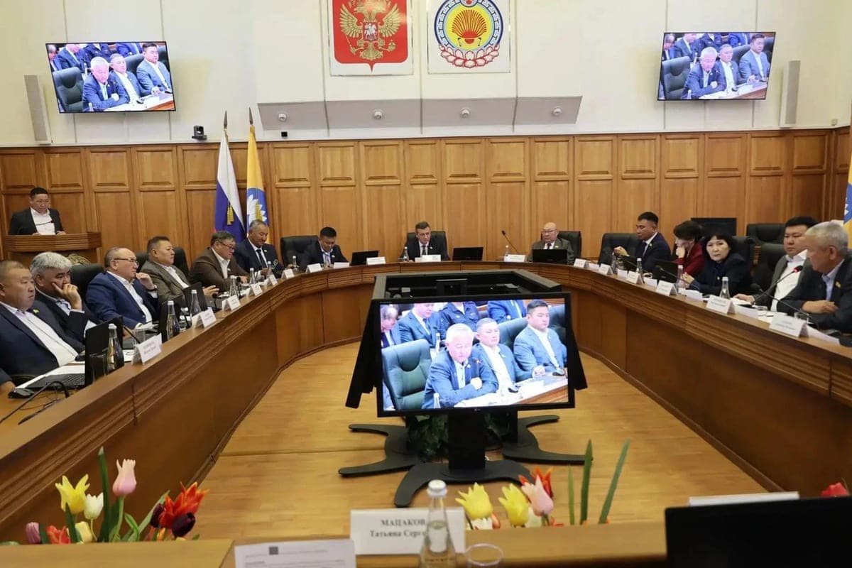 In Kalmykia discussed the support of veterans and the development of medicine