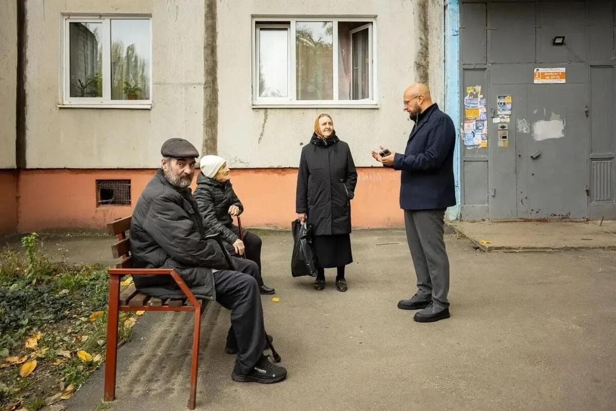Evgeny Maslov a vérifié le chauffage dans les maisons troublées de Kursk