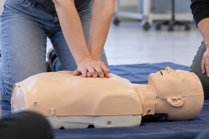 In Genichesk, the regional championship on first aid of the First Movement was held