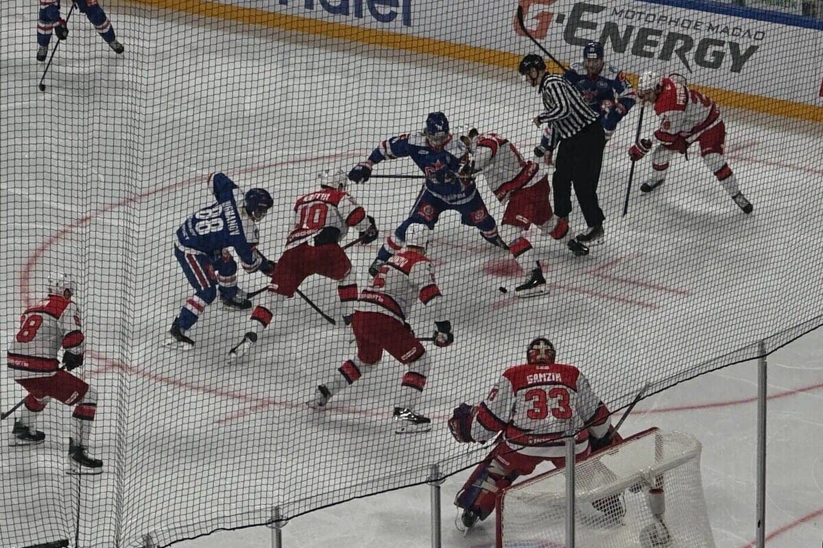 Moscow CSKA defeated St. Petersburg SKA with a score of 3:1